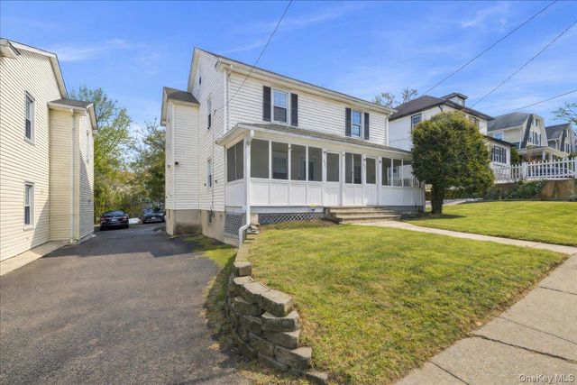 490 Carol Place, Pelham, NY 10803