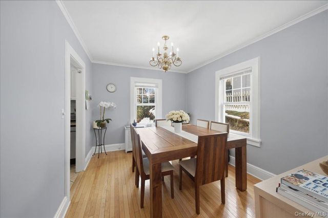 490 Carol Place, Pelham, NY 10803