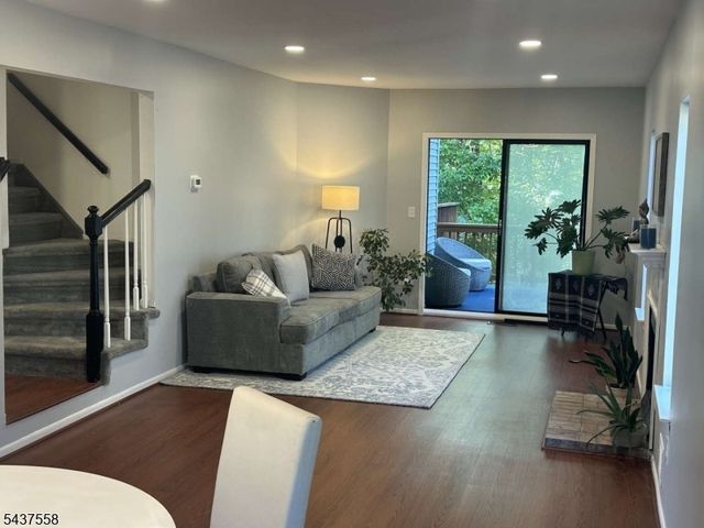39 Overlook Dr 39, Independence Twp., NJ 07840