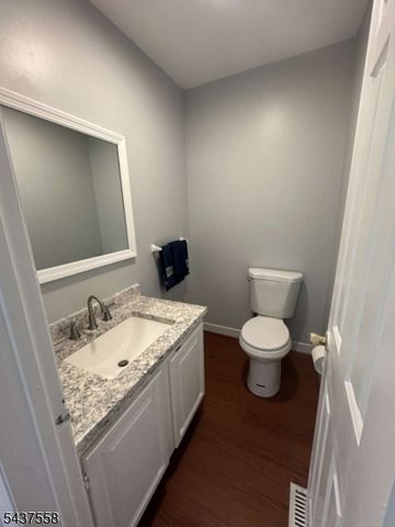 39 Overlook Dr 39, Independence Twp., NJ 07840