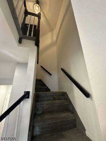 39 Overlook Dr 39, Independence Twp., NJ 07840