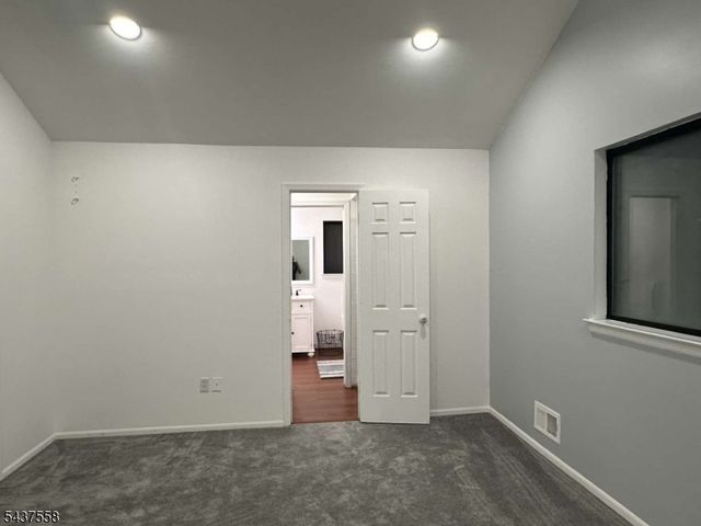 39 Overlook Dr 39, Independence Twp., NJ 07840