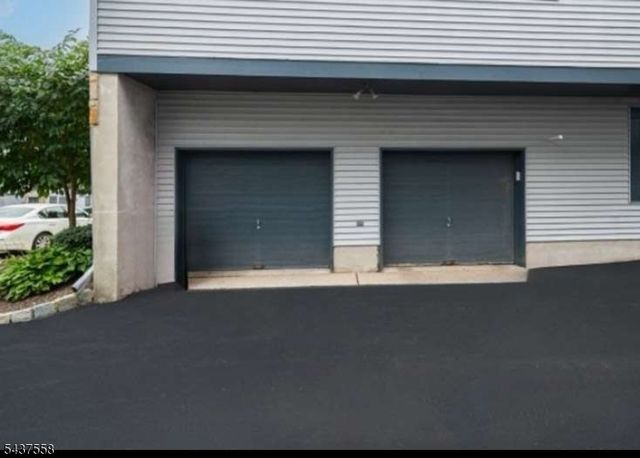 39 Overlook Dr 39, Independence Twp., NJ 07840