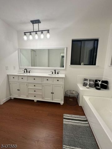39 Overlook Dr 39, Independence Twp., NJ 07840