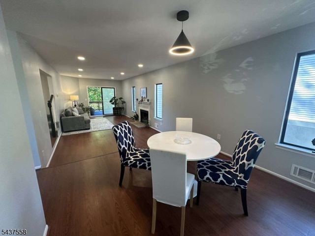 39 Overlook Dr 39, Independence Twp., NJ 07840