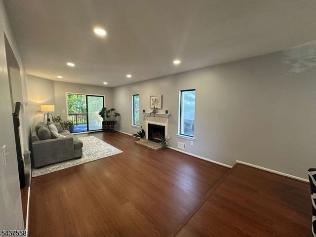 39 Overlook Dr 39, Independence Twp., NJ 07840