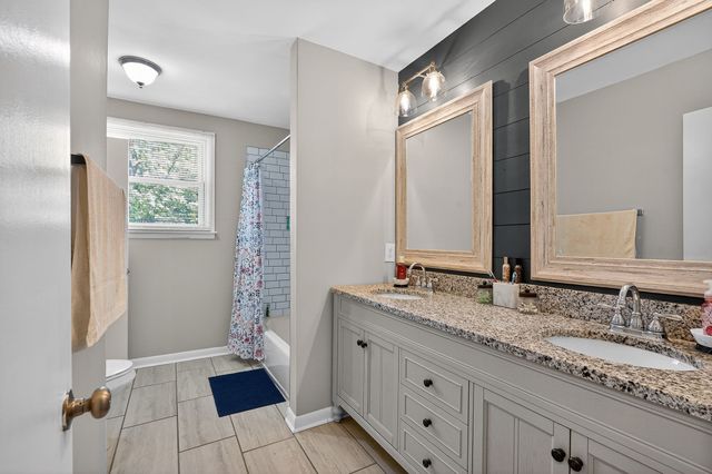317 Lakeshore Dr, Mcminnville, TN 37110