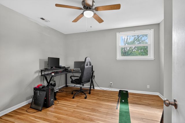 317 Lakeshore Dr, Mcminnville, TN 37110