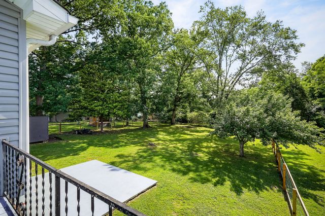 317 Lakeshore Dr, Mcminnville, TN 37110