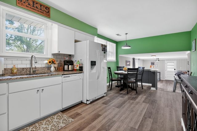 317 Lakeshore Dr, Mcminnville, TN 37110