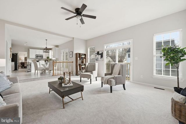 105 MEADOWBROOK CT SW, Leesburg, VA 20175