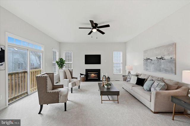 105 MEADOWBROOK CT SW, Leesburg, VA 20175