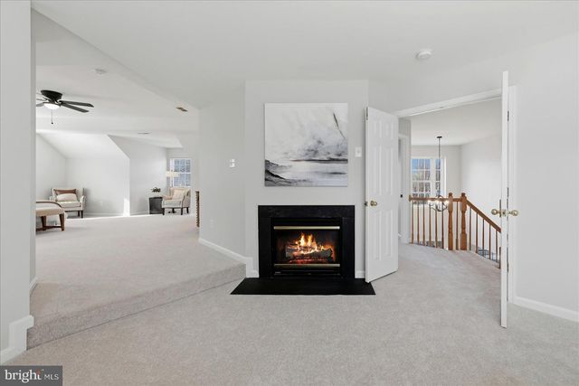 105 MEADOWBROOK CT SW, Leesburg, VA 20175