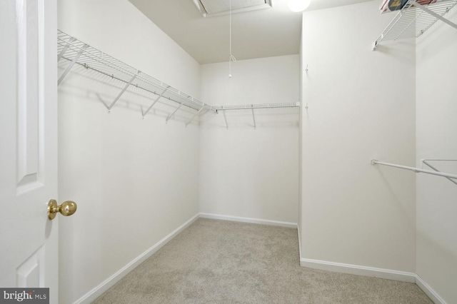 105 MEADOWBROOK CT SW, Leesburg, VA 20175