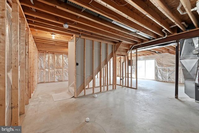 105 MEADOWBROOK CT SW, Leesburg, VA 20175