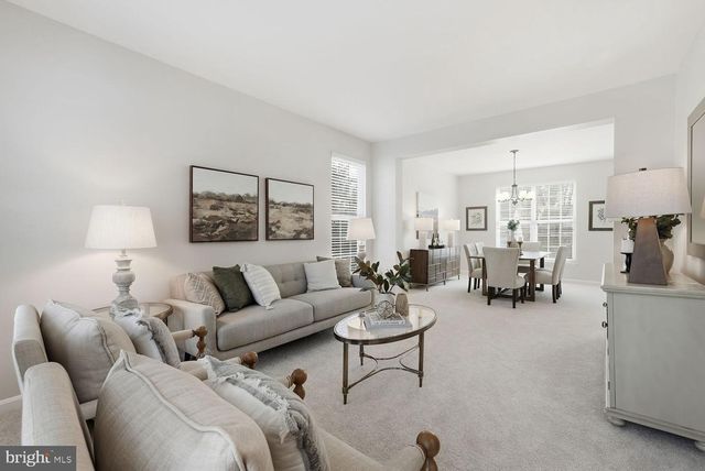 105 MEADOWBROOK CT SW, Leesburg, VA 20175