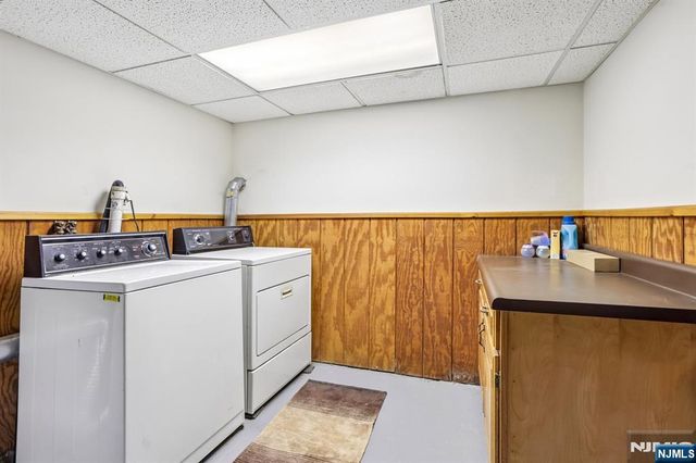 488 Cedar Lane, Paramus, NJ 07652
