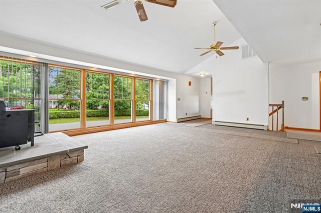 488 Cedar Lane, Paramus, NJ 07652