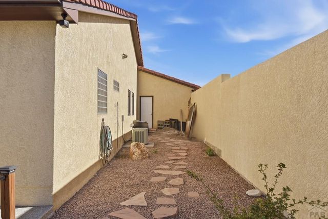 1302 Paseo Del Norte, Pueblo, CO 81008