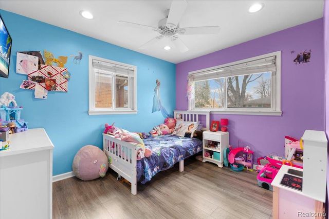 35324 Weideman Street, Clinton Charter Township, MI 48035