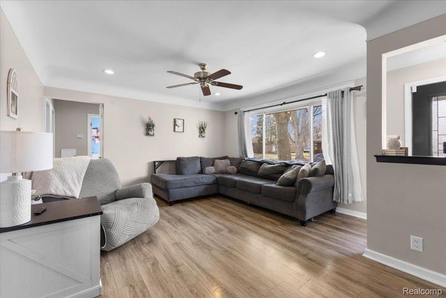 35324 Weideman Street, Clinton Charter Township, MI 48035