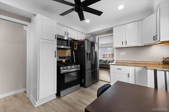 35324 Weideman Street, Clinton Charter Township, MI 48035