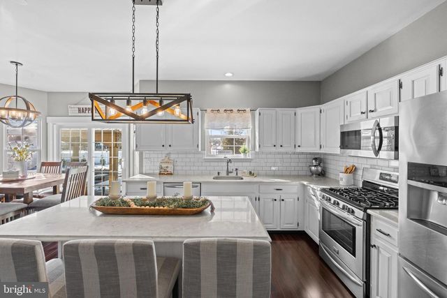 138 COBBLESTONE DR, Gilbertsville, PA 19525