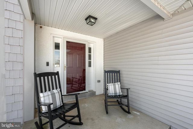 138 COBBLESTONE DR, Gilbertsville, PA 19525