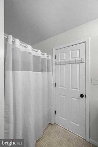 138 COBBLESTONE DR, Gilbertsville, PA 19525