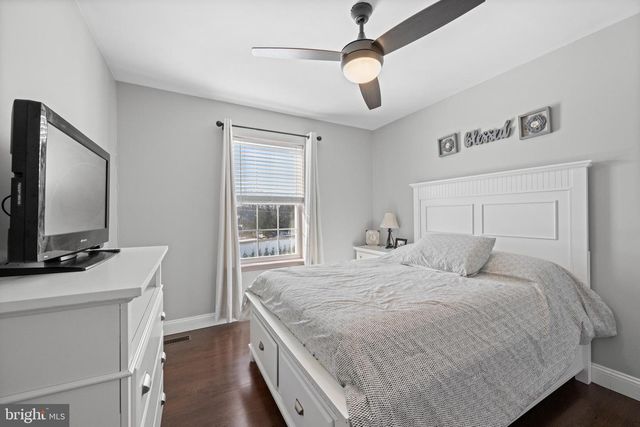 138 COBBLESTONE DR, Gilbertsville, PA 19525