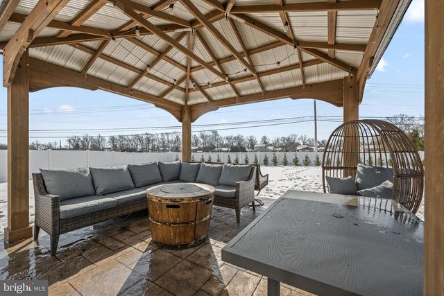 138 COBBLESTONE DR, Gilbertsville, PA 19525