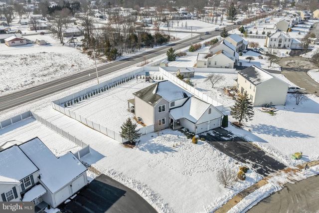 138 COBBLESTONE DR, Gilbertsville, PA 19525