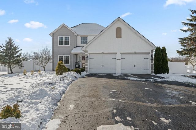 138 COBBLESTONE DR, Gilbertsville, PA 19525