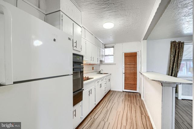 1302 EDISON HWY, Baltimore, MD 21213