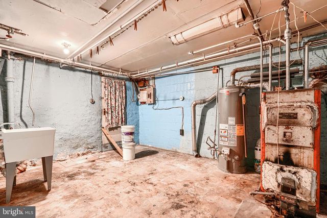 1302 EDISON HWY, Baltimore, MD 21213