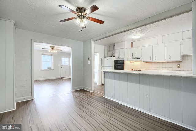 1302 EDISON HWY, Baltimore, MD 21213