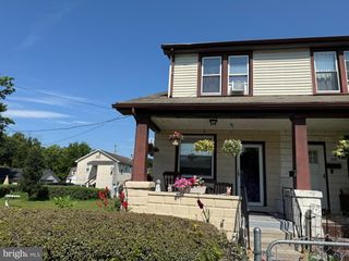 501 AND 507 E RACE ST, Pottstown, PA 19464