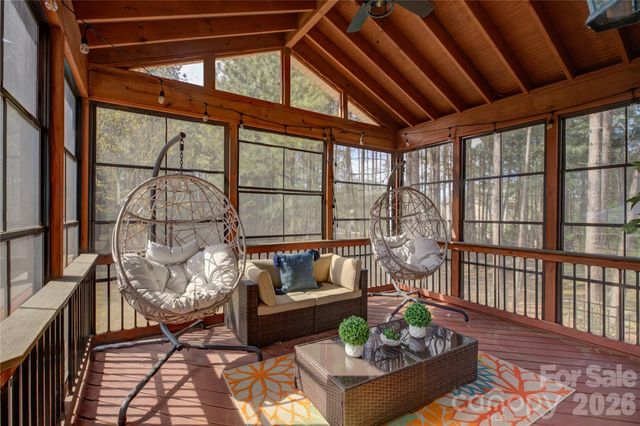 16518 Governors Club Court, Charlotte, NC 28278