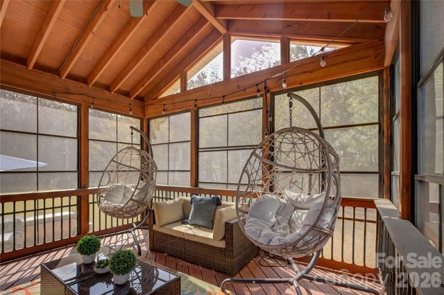 16518 Governors Club Court, Charlotte, NC 28278