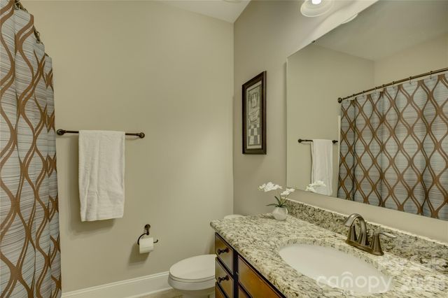 16518 Governors Club Court, Charlotte, NC 28278