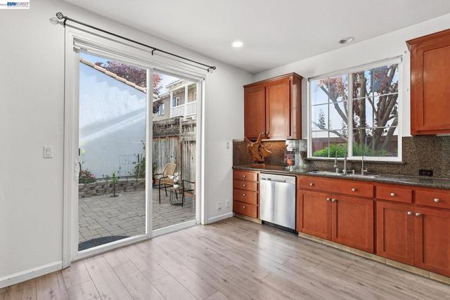 9831 Belladonna Dr, San Ramon, CA 94582