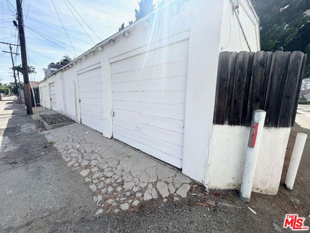 940 Milwood Avenue, Los Angeles, CA 90291