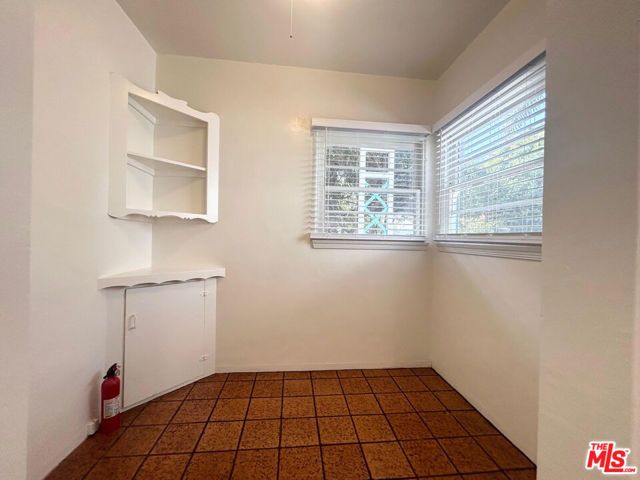 940 Milwood Avenue, Los Angeles, CA 90291