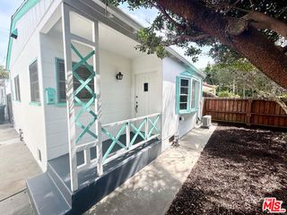 940 Milwood Avenue, Los Angeles, CA 90291