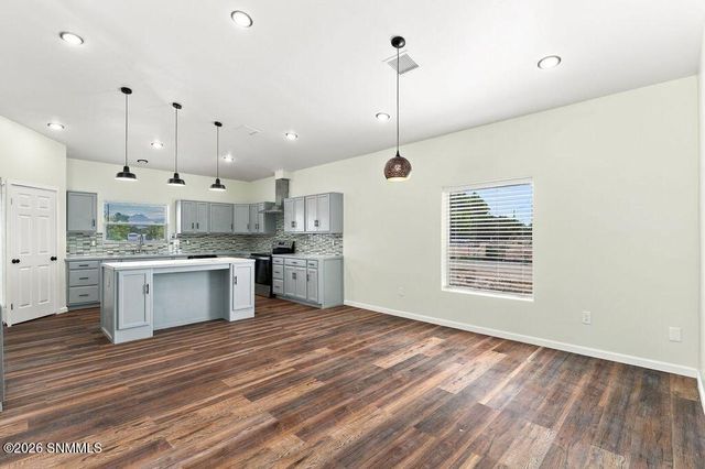 646 Snow Road 2, Las Cruces, NM 88005