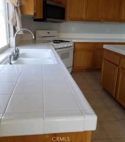 8495 Syracuse, Riverside, CA 92508