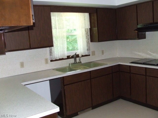 166 W Garwood Drive, Tallmadge, OH 44278