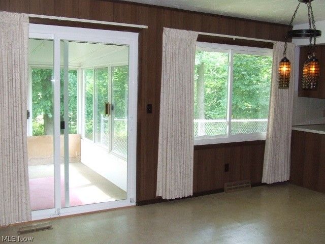 166 W Garwood Drive, Tallmadge, OH 44278