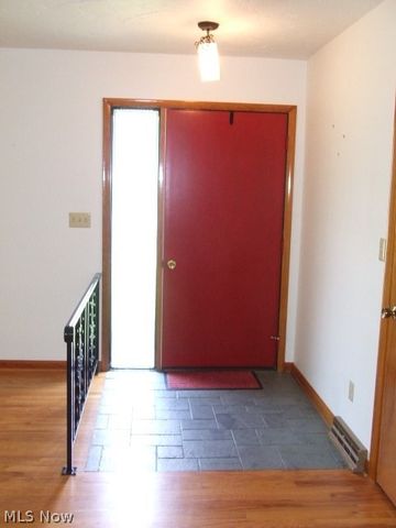 166 W Garwood Drive, Tallmadge, OH 44278