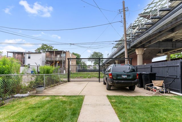1939 S Sawyer Avenue, Chicago, IL 60623
